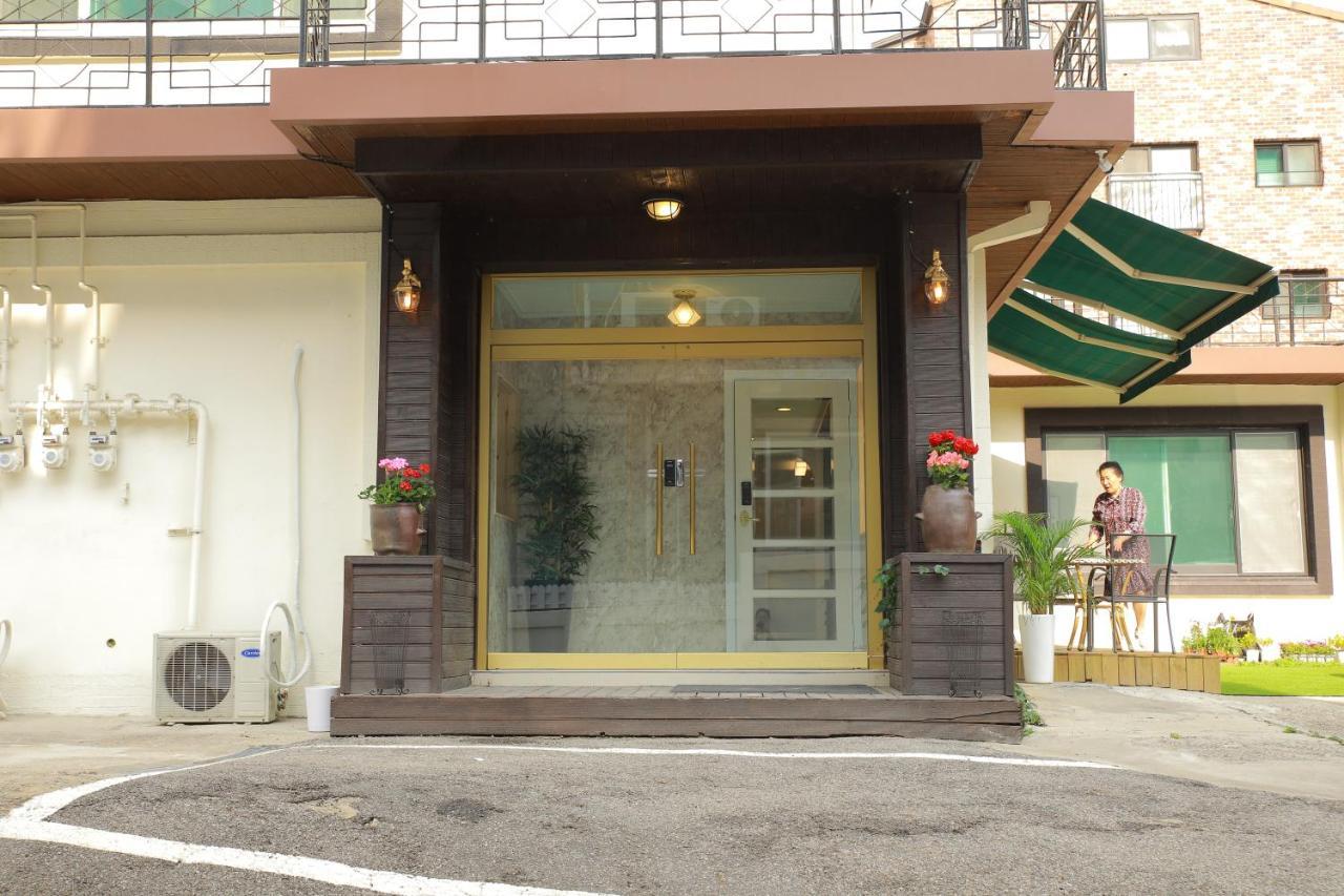 Slow Vibe Myeongdong Seul Exterior foto